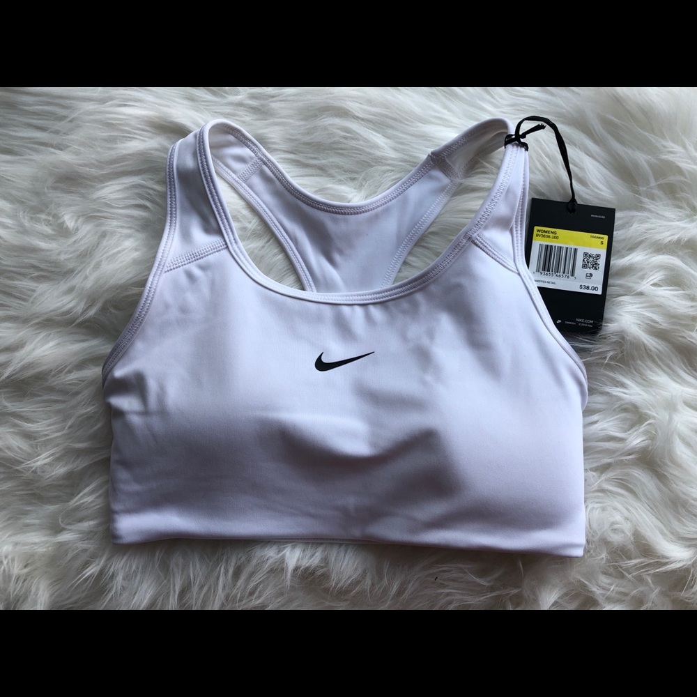 Nike Swoosh Support 1-Piece Pad Sports Bra
